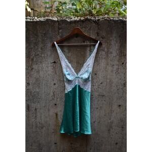 Vintage Victoria’s Secret Teal & White Lace Satin Slip – Size L